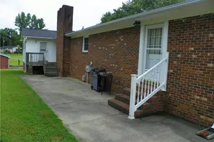 2906 Leonard Rd, Lexington, NC 27295 - Photo 7