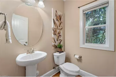 515 Silverbrook Court, Winston-Salem, NC 27106 - Photo 27