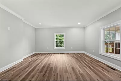 805 W 5th Avenue, Lexington, NC 27292 - Photo 5