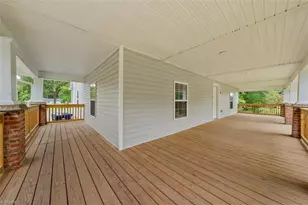 805 W 5th Ave, Lexington, NC 27292 - Photo 3