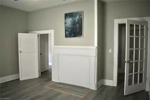 802 Spring St, Mount Airy, NC 27030 - Photo 9