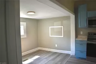 802 Spring St, Mount Airy, NC 27030 - Photo 15