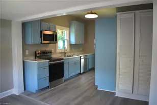 802 Spring St, Mount Airy, NC 27030 - Photo 17