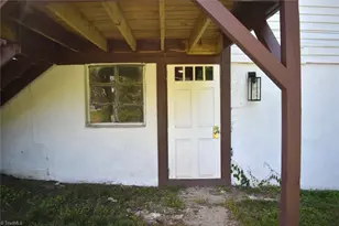 802 Spring St, Mount Airy, NC 27030 - Photo 25