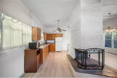 701 Locust Place, High Point, NC 27265 - Photo 5