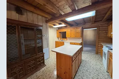 6043 N Nc Highway 16, Millers Creek, NC 28651 - Photo 11