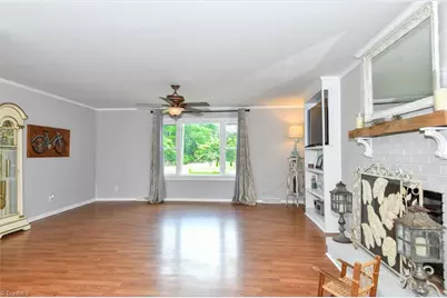 5004 Renville Drive, Greensboro, NC 27406 - Photo 9