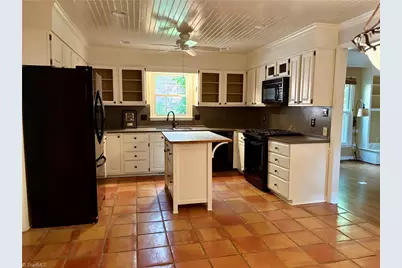 813 Chancy Lane, Winston-Salem, NC 27104 - Photo 9