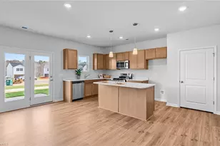 5127 Fallmeade Rd, Kernersville, NC 27284 - Photo 9