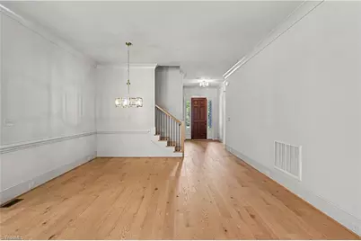 16 Creswell Manor Drive, Greensboro, NC 27407 - Photo 5