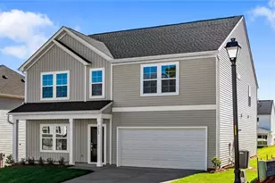 4362 Honeysuckle Vine Dr, Winston-Salem, NC 27106 - Photo 3