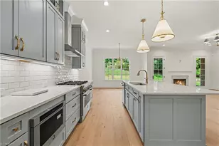 14 Creswell Manor Dr, Greensboro, NC 27407 - Photo 15