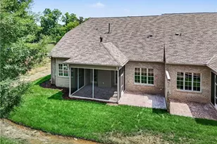 14 Creswell Manor Dr, Greensboro, NC 27407 - Photo 37