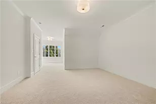 14 Creswell Manor Dr, Greensboro, NC 27407 - Photo 21