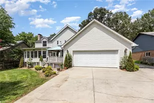 4407 Oak Hollow Dr, High Point, NC 27265 - Photo 7