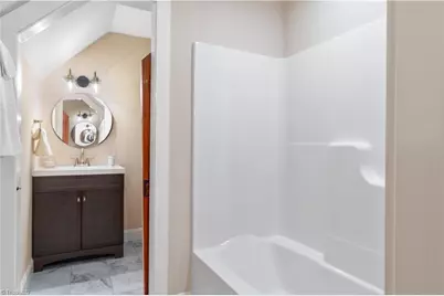 402 W Clay Street, Mebane, NC 27302 - Photo 23