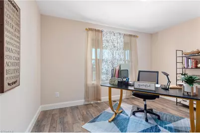 402 W Clay Street, Mebane, NC 27302 - Photo 11