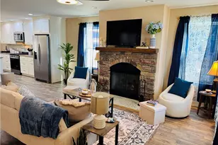 402 W Clay St, Mebane, NC 27302 - Photo 5