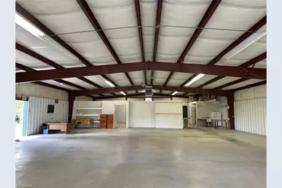 4235 Seven Lakes Plaza, West End, NC 27376 - Photo 19