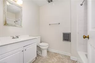 344 Hanover Arms Ct, Winston-Salem, NC 27104 - Photo 15