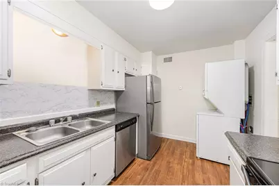 344 Hanover Arms Court #C, Winston-Salem, NC 27104 - Photo 9