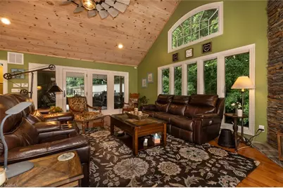 214 Rockwood Lane, Kernersville, NC 27284 - Photo 15