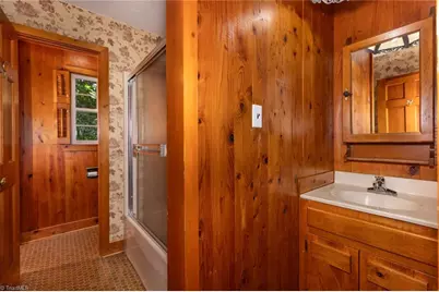 607 W Pine Circle, Wilkesboro, NC 28697 - Photo 27