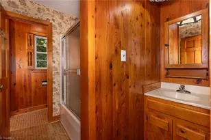 607 W Pine Cir, Wilkesboro, NC 28697 - Photo 27