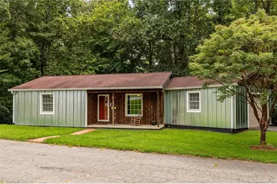 607 W Pine Circle, Wilkesboro, NC 28697 - Photo 3