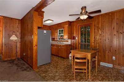 607 W Pine Circle, Wilkesboro, NC 28697 - Photo 19