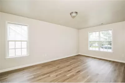 908 Brushy Fork Drive, Greensboro, NC 27406 - Photo 11