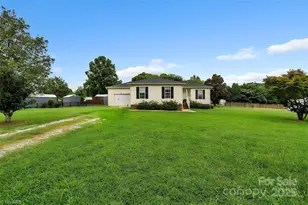 4604 Hopewood Dr, Graham, NC 27253 - Photo 3