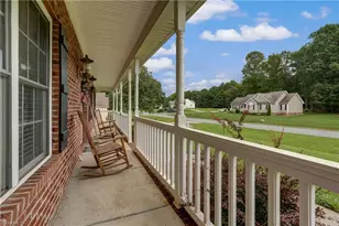 194 River Run Dr, Reidsville, NC 27320 - Photo 5