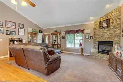 194 River Run Drive, Reidsville, NC 27320 - Photo 7