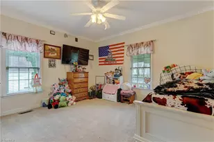 194 River Run Dr, Reidsville, NC 27320 - Photo 15