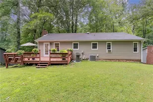 437 Valleymeade Dr, Kernersville, NC 27284 - Photo 3