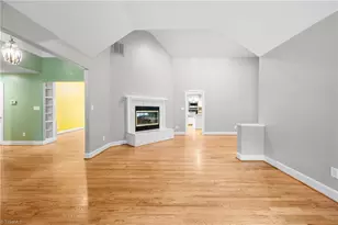 3909 Buncombe Dr, Greensboro, NC 27407 - Photo 9