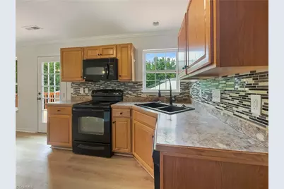 2006 Landon Court, Burlington, NC 27217 - Photo 13