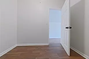 106 Hodgin St, High Point, NC 27262 - Photo 9