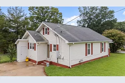 217 Moon Street, Thomasville, NC 27360 - Photo 21