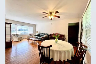 2408 Gracewood Court, Greensboro, NC 27408 - Photo 7