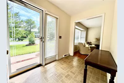 2408 Gracewood Court, Greensboro, NC 27408 - Photo 3