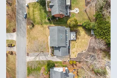 3309 Wynnewood Drive, Greensboro, NC 27408 - Photo 37