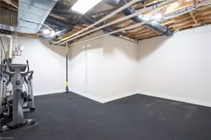 141 Wellsprings Ct, Pfafftown, NC 27040 - Photo 37