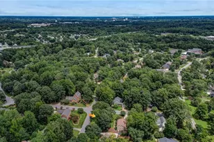 3901 Buncombe Dr, Greensboro, NC 27407 - Photo 39