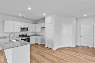 5344 Spicewood Lk Ln, Winston-Salem, NC 27106 - Photo 9