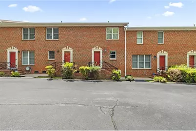 612 Sunset Avenue #6, Asheboro, NC 27203 - Photo 1