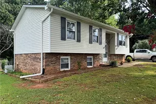 663 McBride Rd, Mount Airy, NC 27030 - Photo 3