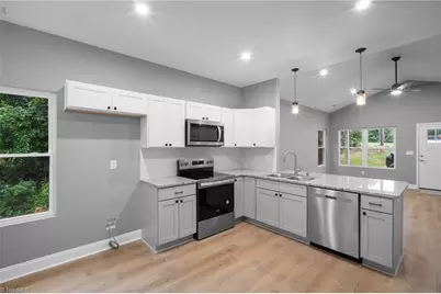 296 Fairgrove Road, Thomasville, NC 27360 - Photo 9