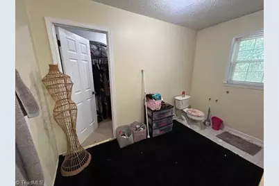 814 Pine Circle Drive, High Point, NC 27265 - Photo 23